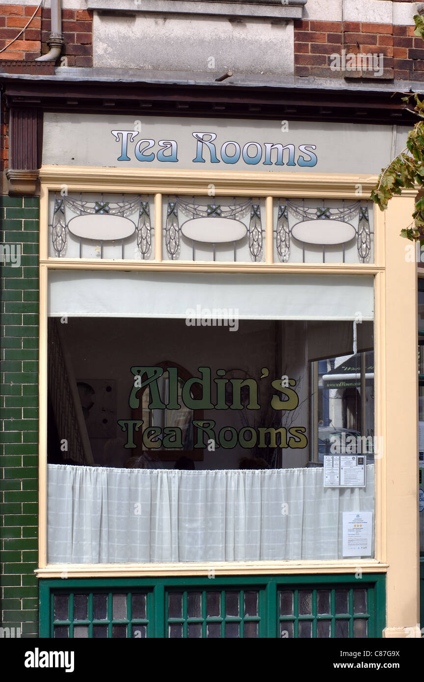 Tea rooms england hires stock photography and images Alamy